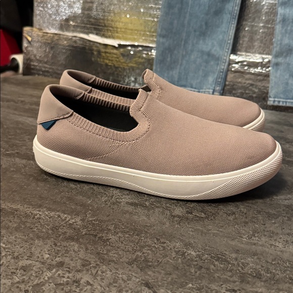 Vessi Men's Slip-On Loafers - Taupe . Size W8 - Picture 2 of 8